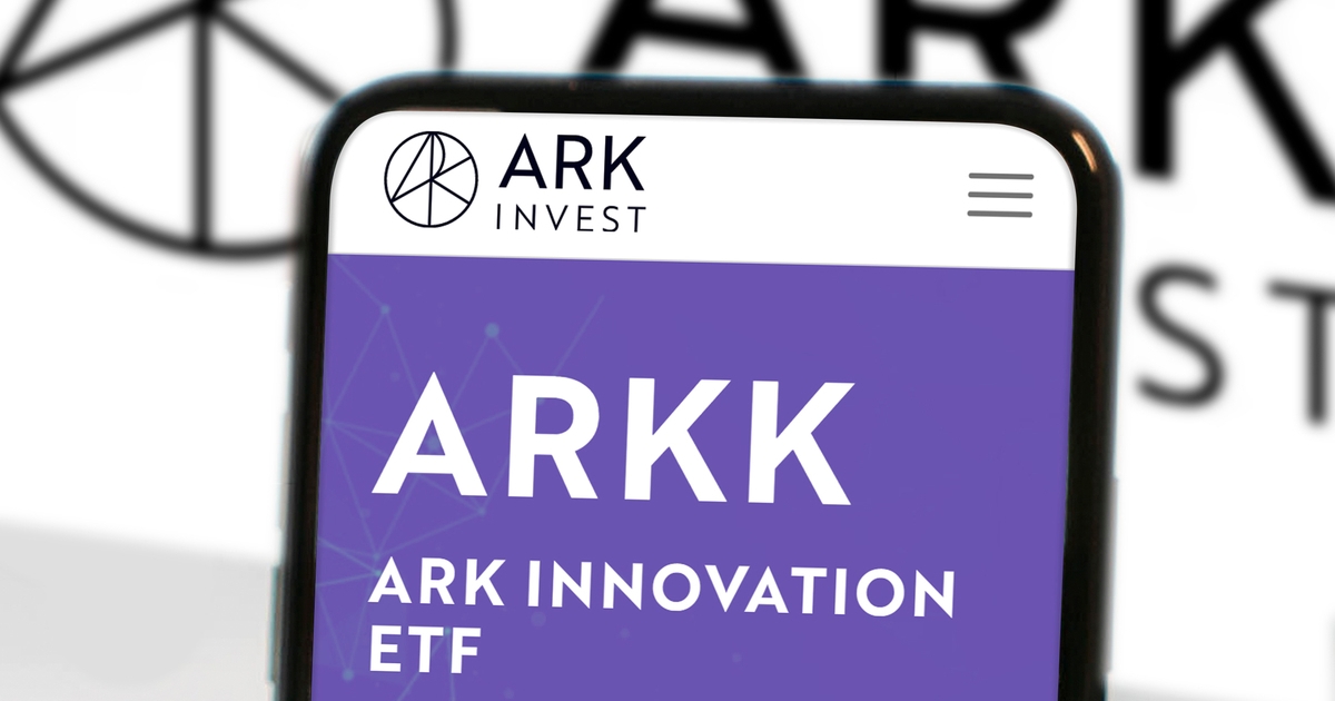 تشتري ARK Invest أسهم Coinbase على الرغم من إشعار Wells