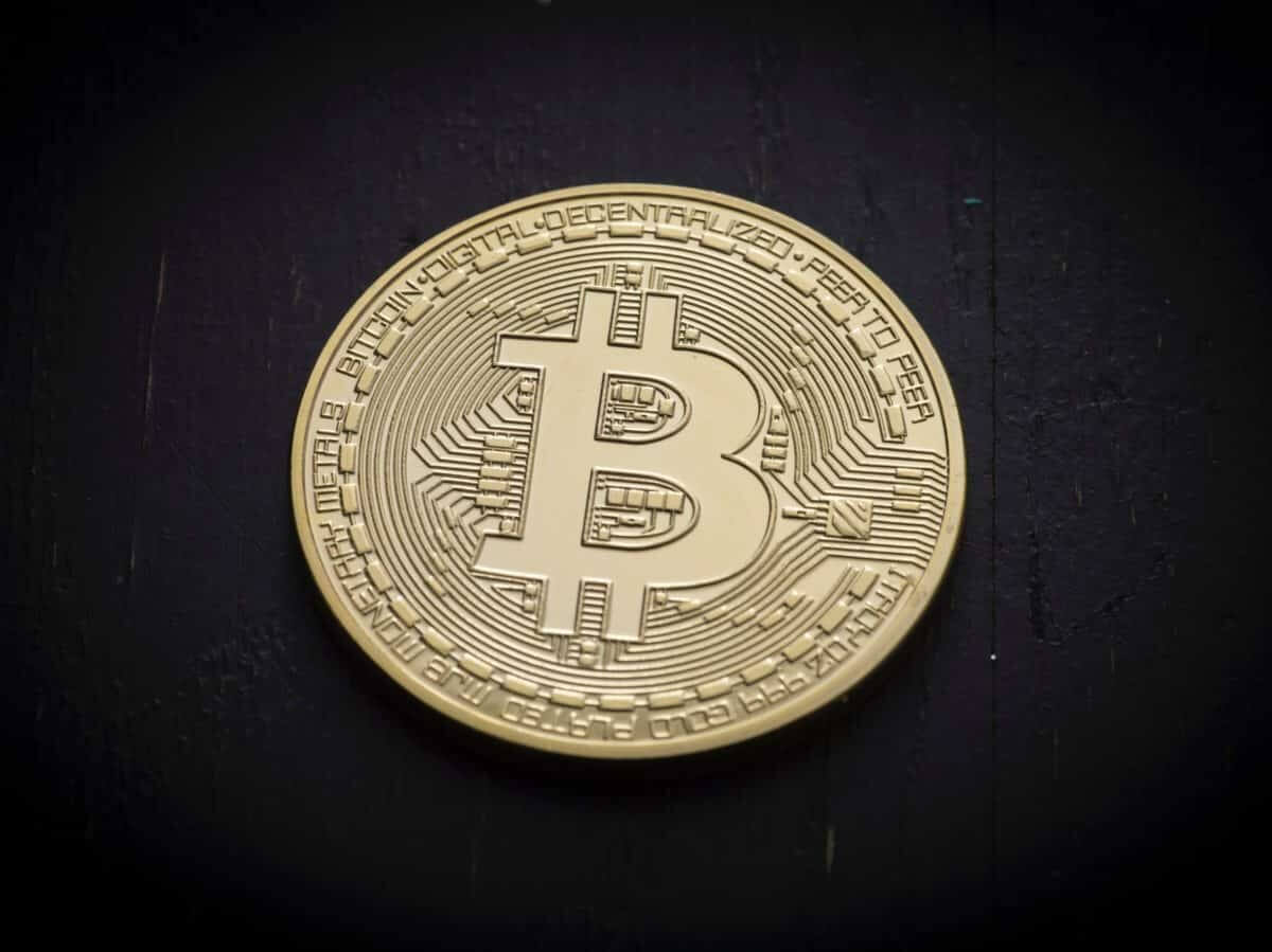 Bitcoin và Ethereum: Giá bitcoin giảm xuống còn $22500