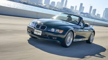 BMW Z3 ja Z4 Retro Review: Roadstereiden ja klovnikenkien juhliminen