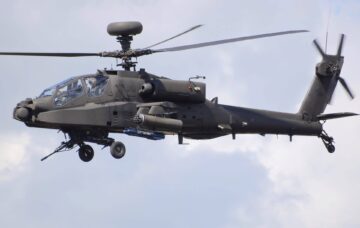 ボーイングは、米軍および海外の顧客向けに184台のアパッチヘリコプターを生産する
