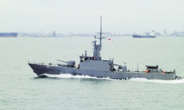 ブルネイ、元シンガポールのフィアレス級哨戒艇を就役
