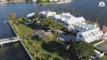 CNBC recorre la única isla privada de Palm Beach