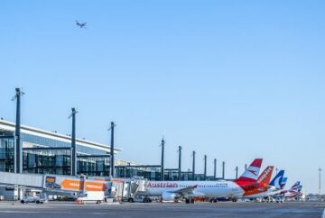 Am Berliner Flughafen beginnt die Osterreise: Mehr als 1.1 Millionen Passagiere fliegen zu 123 Zielen