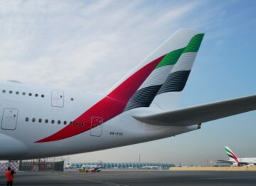 Emirates apresenta nova pintura exclusiva para sua frota