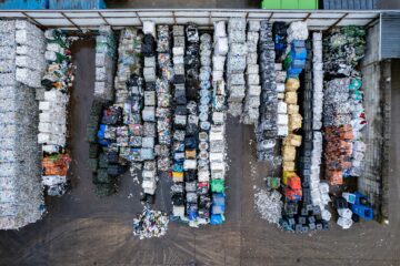 Konflikt eksportowy: recykling pique stowarzyszenia handlowego w uwagach EA