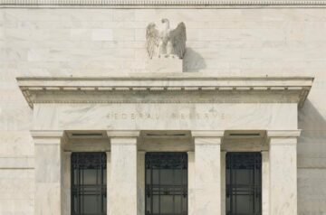 美联储布拉德：最新的 FOMC 预测表明将再加息一次