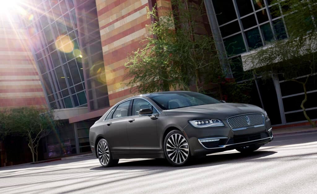 2017 Lincoln MKZ front 3-4 REL