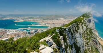 Gibraltars Xapo Bank möjliggör GBP- och USDC-betalningar mitt i amerikansk kryptobankkris