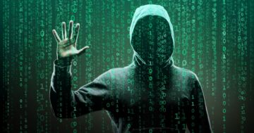 A hacker az ellopott pénzeket mozgatja a jutalom bevezetése után