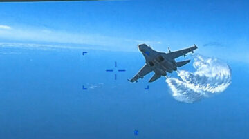 در اینجا ویدیوی MQ-9 از رهگیری روسی Su-27 بر فراز دریای سیاه است