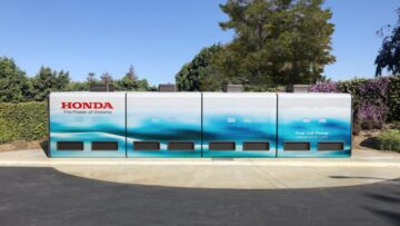 Honda se alimentează cu hidrogen