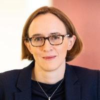 How we can support women to drive greater inclusion across the financial services industry (Hannah Lewis)