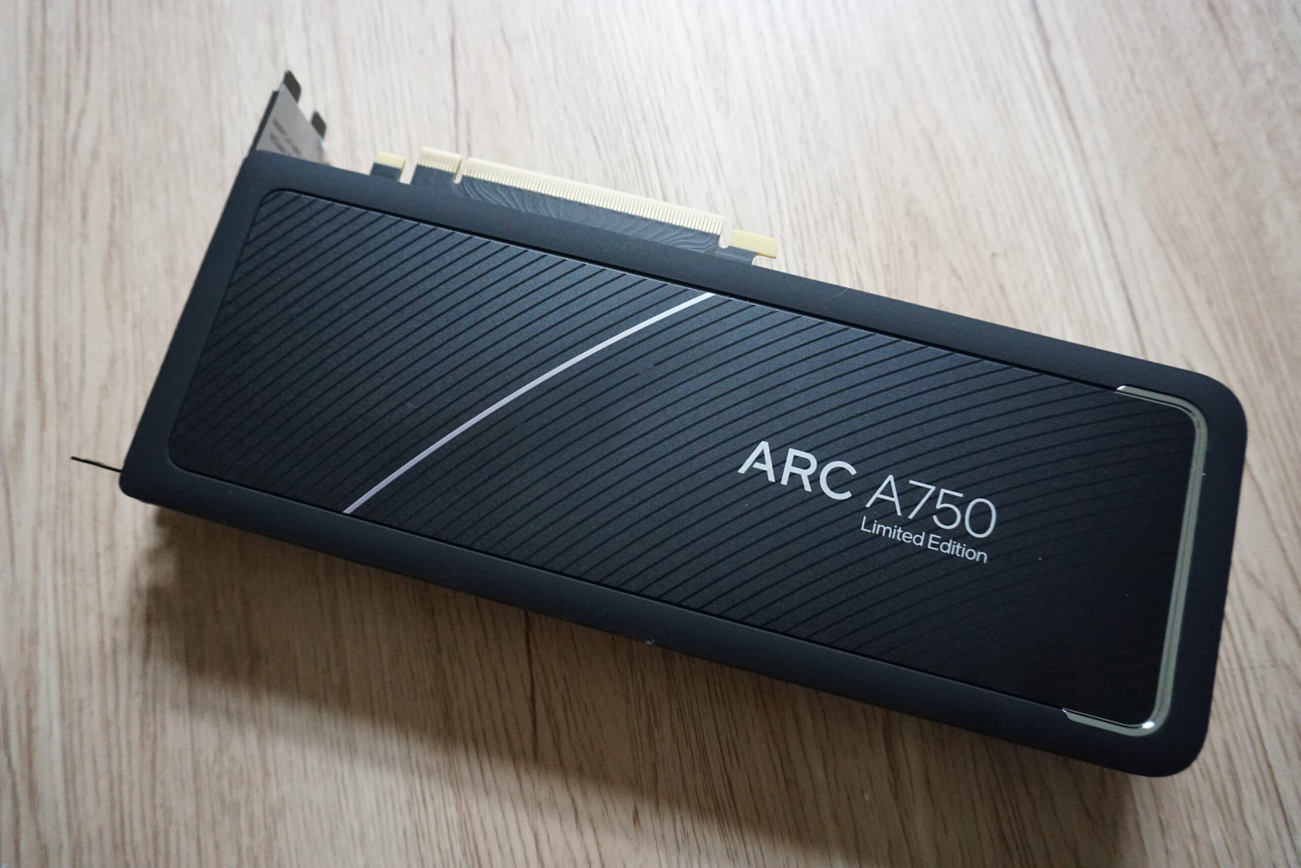Intel Arc A750 versus AMD Radeon RX 6600: welke GPU van $ 250 moet je kopen?