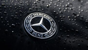 Dana kekayaan Kuwait menjual $1.5 miliar saham Mercedes