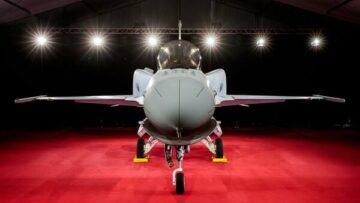 Lockheed Martin lancia il primo F-16 Block 70 per il Bahrain