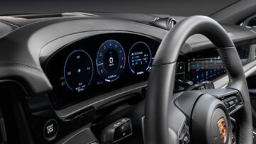 A Porsche Cayenne csúcstechnológiás, vezetőközpontú belső átalakítást kap