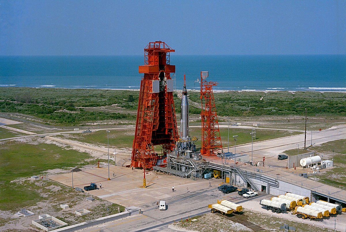 Força Espacial aloca três plataformas de lançamento históricas de Cabo Canaveral para quatro empresas
