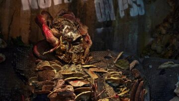 The Last of Us infectează Londra cu Creepy Cordyceps Exhibit