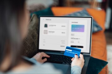 Tired of Customers Abandoning Their Online Shopping Carts? Here are 7 Foolproof Strategies to Improve the Checkout Experience