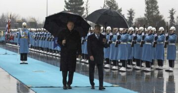 Presidente da Turquia diz que apoiará candidatura da Finlândia à OTAN