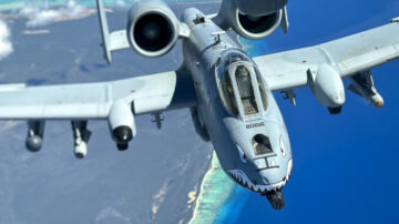 Ameriški A-10 Warthogs delujejo nad Karibi med operacijo Forward Tiger