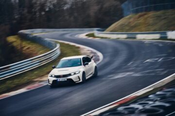2023 Honda Civic Type R Breaks Another Track Record