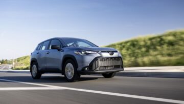 Toyota Corolla Cross Hybrid 2023 Pregled prve vožnje: bolj varčen kot zabaven
