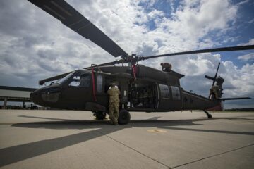 El ejército proyecta un retraso de 2 años para incorporar un nuevo motor a la flota UH-60