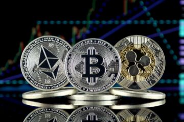 Bitcoin and Ethereum: Bitcoin falls to the $28000 level