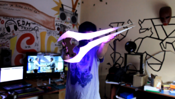 ساخت ماکت شمشیر انرژی از Halo