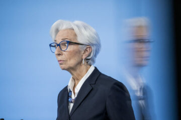 Lagarde, do BCE, recebe uma pegadinha e revela que o euro digital terá controle 'limitado'