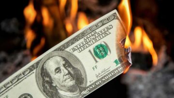 Nhà kinh tế học Peter Schiff cảnh báo Hoa Kỳ sẽ vỡ nợ - Tăng trần nợ sẽ khiến vấn đề trở nên tồi tệ hơn