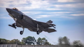 F-35s, Growlers and Super Hornets train with Navy