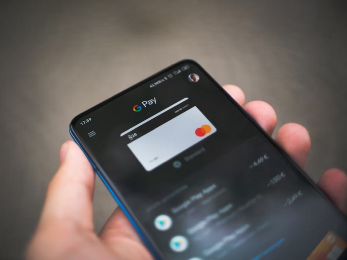 Unsplash Mika Baumeister Google Pay app - How to Integrate a Payment Gateway in an App