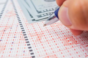 Massachusettsin miehen on ehkä käännettävä yli 88,000 XNUMX dollaria lottolipukkeina