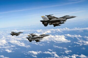 F-16 پاس ایمولیٹر ٹیسٹنگ کے لیے نئے الیکٹرانک وارفیئر اپ گریڈ