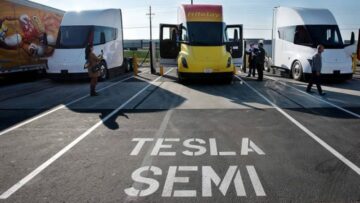 Tesla, yola çıktıktan sadece aylar sonra bazı elektrikli yarı kamyonları geri çağırıyor