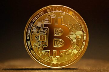Rząd USA sprzedał w marcu 9,800 bitcoinów