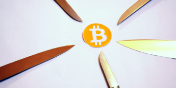 „Angriff auf Bitcoin“-Ansprüche kursieren, während die Transaktionsgebühren höher steigen