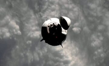 Axiom's tweede privé-astronautenmissie legt aan bij het internationale ruimtestation ISS