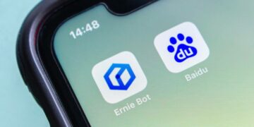 Baidu-baas zegt veel succes met praten over AI met Beijing