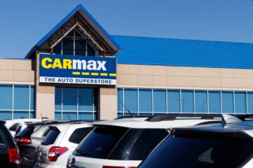 CarMax-ansatt tatt etter å ha fraktet tre pund potte til jobben