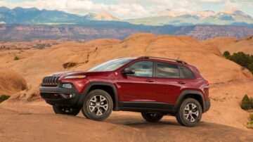 Jeep herinnert zich een aantal Cherokees uit 2016 en 2017 vanwege het PTU-probleem