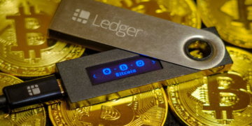 Ledger Crypto Wallet Under Fire Over Seed Phrase Recovery Service - Decrypt