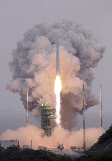 La Corea del Sud lancia il primo satellite di livello commerciale