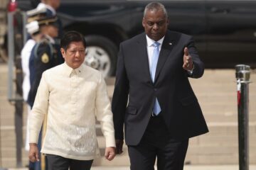 Yhdysvallat ja Filippiinit lupaavat yhteisen puolustuksen "millä tahansa Etelä-Kiinan merellä"