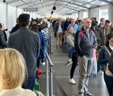 IATA заявляет, что предложенное США правило компенсации пассажиров повысит расходы, но не решит проблемы с задержками