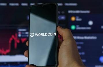 Worldcoin surge como o maior implantador de carteiras seguras no Polygon Blockchain, integra 1.2 milhão de contas inteligentes seguras de autocustodial
