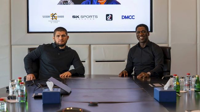 Clarence Seedorf and Khabib Nurmagomedov, With Their SK Sports Holding, Sign Global Partnership With FITLIGHT
