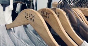 Eileen Fisher: 6 lekcji z 14 lat recyklingu ubrań | Greenbiz